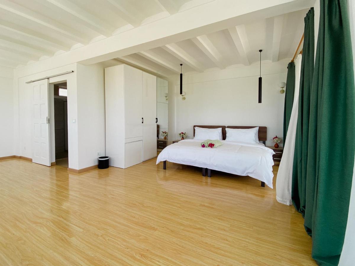 Coral Inn Thulusdhoo Esterno foto