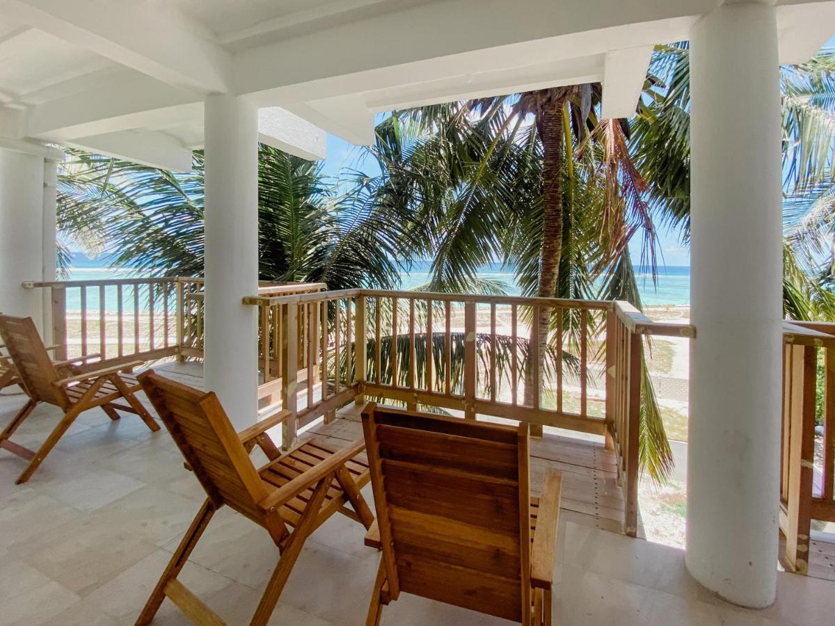 Coral Inn Thulusdhoo Esterno foto