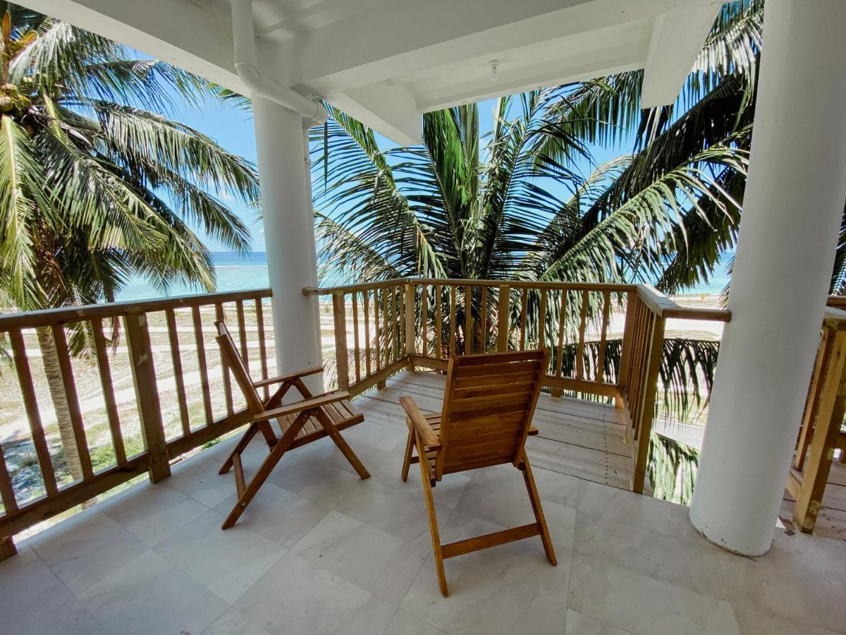 Coral Inn Thulusdhoo Esterno foto